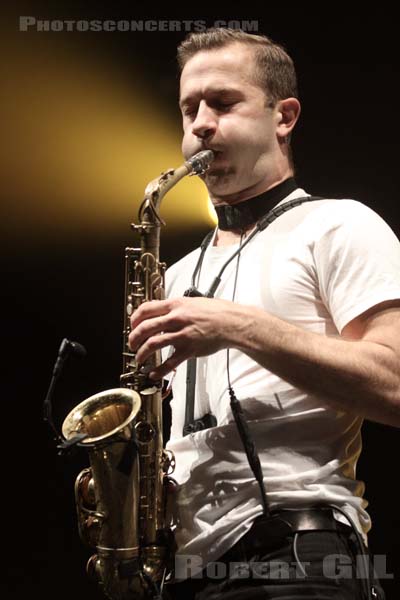 COLIN STETSON - 2013-11-01 - PARIS - Grande Halle de La Villette - 